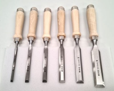 Firmer chisels - set in neutral carton box, hornbeam handle / fine-honed blade, 7 pcs. sizes: 6, 8, 10, 12, 16, 20, 26 mm