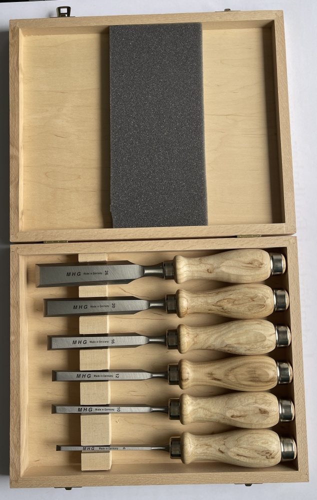 Stechbeitel-Premium, 6tlg. Satz im Holzkasten, Seitenfase bis Spiegelseite, Rundheft Esche marmoriert, Inhalt: 6, 10, 12, 16, 20, 26 mm